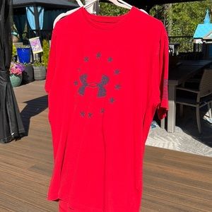 Under armor like new medium  T-shirt BUNDLE and RECEIVE an OFFER